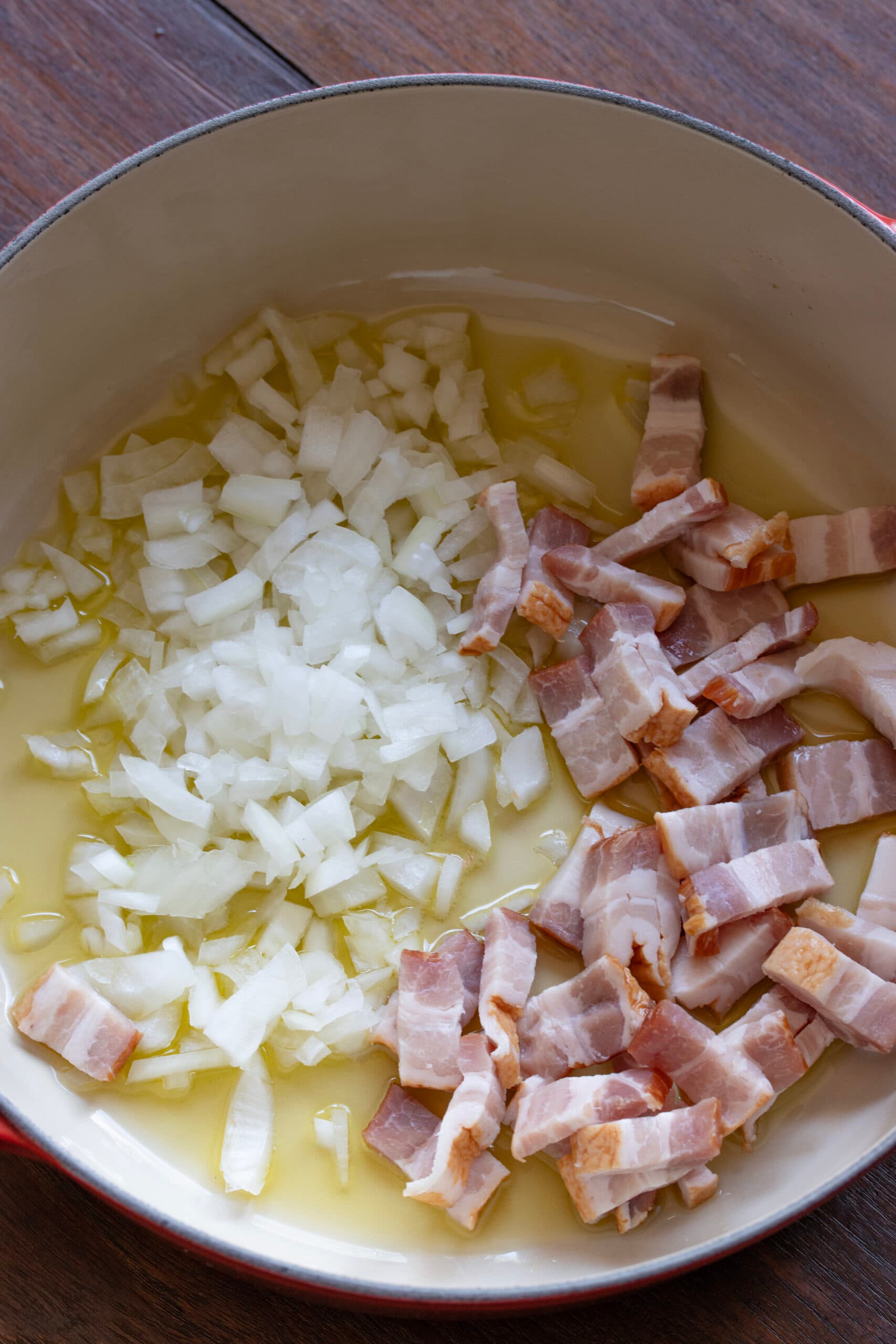 Creamy Penne Pasta with Peas and Bacon: A Quick Weeknight Meal