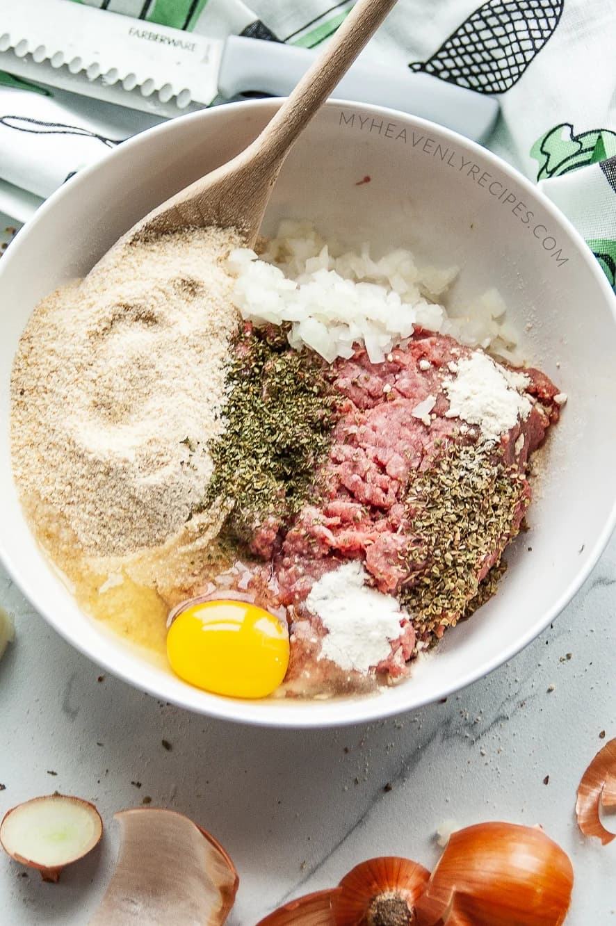 Oven-Baked Meatballs With Savory Herbs and Tender Centers
