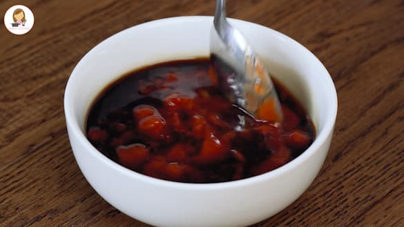 Crispy Chilli Beef with Sweet Chilli Sauce
