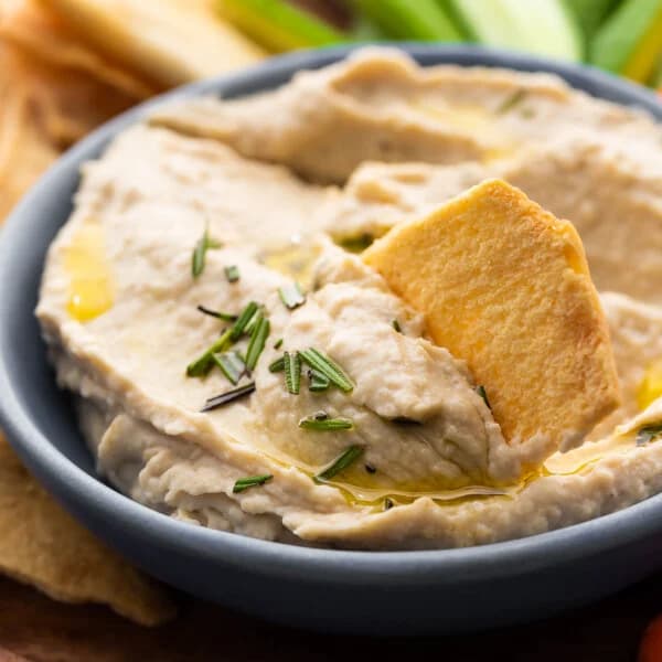5 Minute Black Bean Hummus with Lime and Tahini