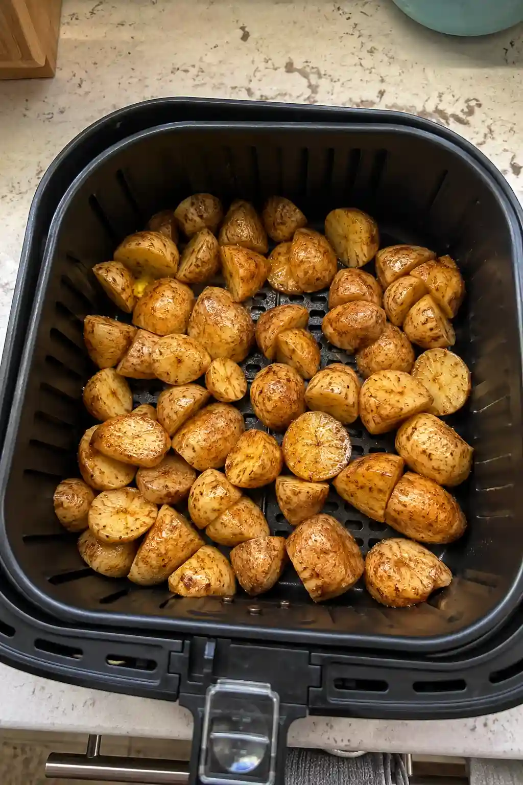 Crispy Air Fryer Potatoes: Quick, Easy, and Perfectly Seasoned
