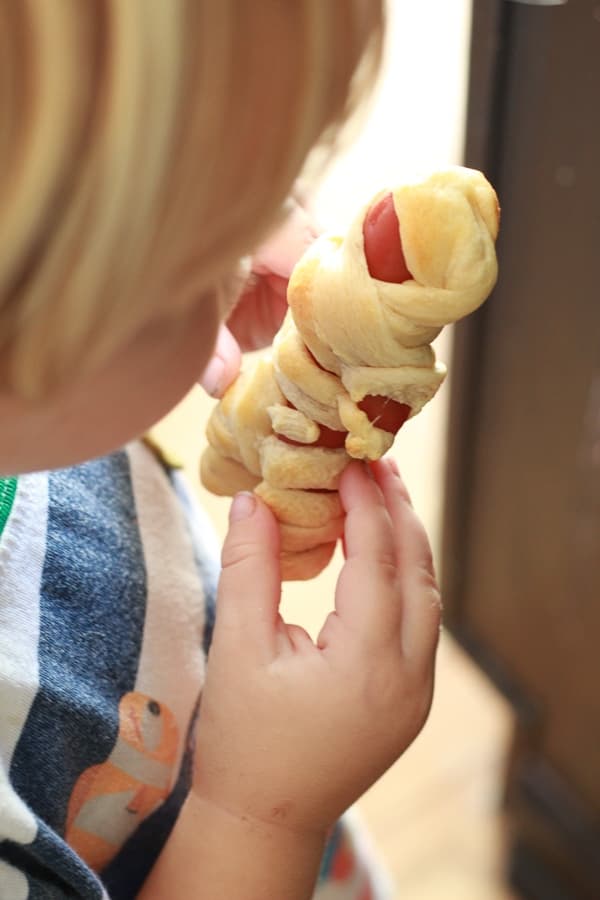 Easy Mummy Hot Dogs With Crescent Dough Arms and Legs