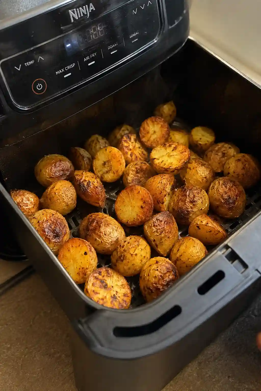 Crispy Air Fryer Potatoes: Quick, Easy, and Perfectly Seasoned